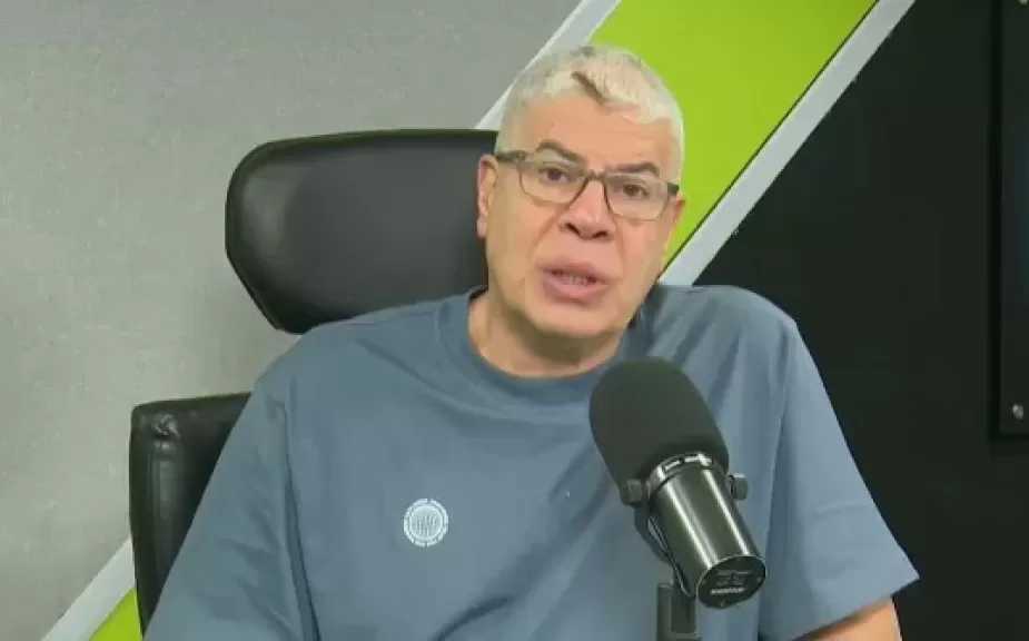 شوبير: عودة وسام أبو علي للأهلي مستحيلة.. وأشرف داري يقترب من المشاركة