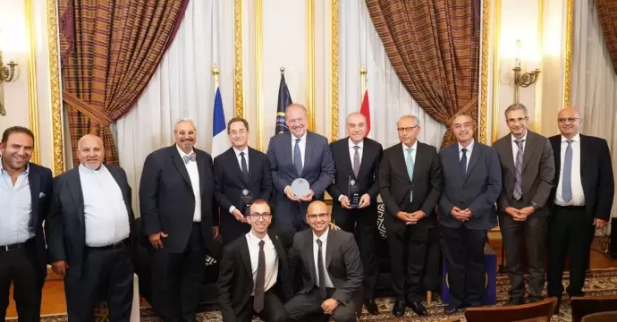 رئيس هيئة الاستعلامات وسفير فرنسا يشاركان في الصالون الثقافي لجمعية خريجي مدرسة الجيزويت| صور