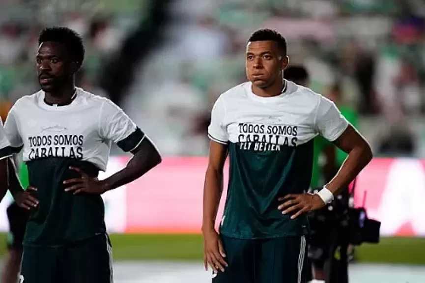 مبابي وفينيسيوس يثيران ضجة في إسبانيا بسبب أزمة المهاجرين من المغرب