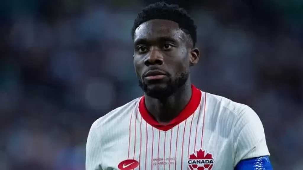 ألفونسو ديفيز نجم بايرن ميونخ يغيب عن منتخب كندا لقضاء شهر العسل