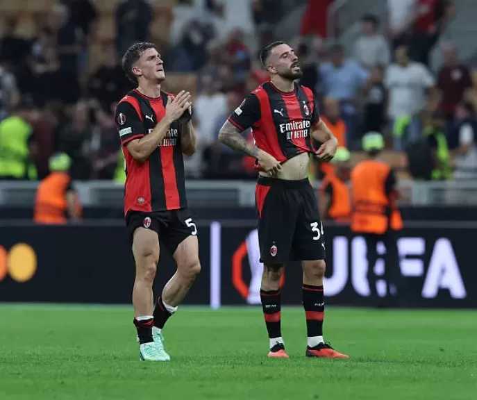 ميلان يسقط أمام بنفيكا في افتتاح مشواره بالدوري الأوروبي
