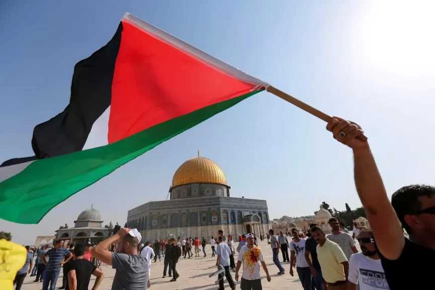 فلسطين ترفض تمديد العقوبات الأمريكية بحق مسؤوليها وأعضاء منظمة التحرير الفلسطينية