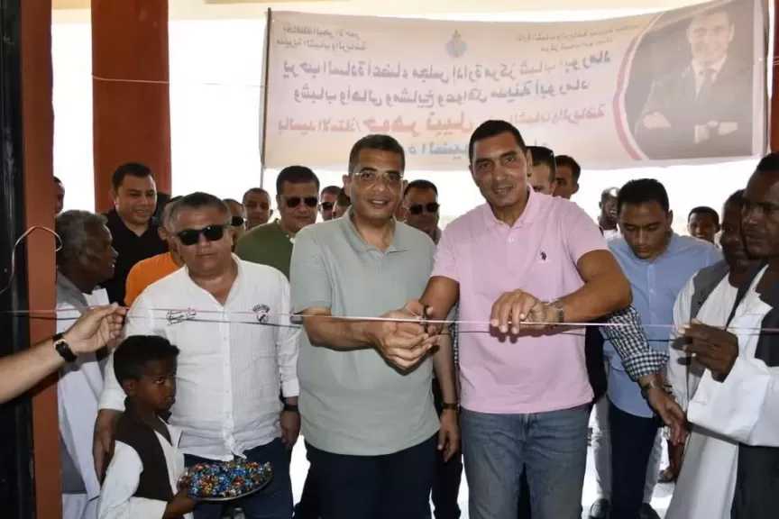 وزير الشباب والرياضة ومحافظ البحر الأحمر يفتتحان مركز شباب أبو رماد بعد تطويره ويتابعان الأنشطة والبرامج المقدمة للنشء والشباب