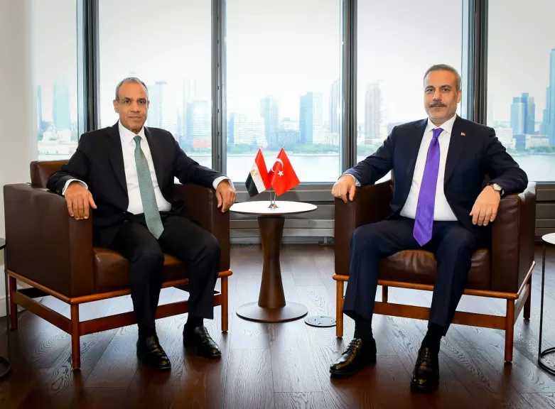 وزير الخارجية المصري ونظيرة التركي يبحثان العلاقات الثنائية ومستجدات الأوضاع الإقليمية