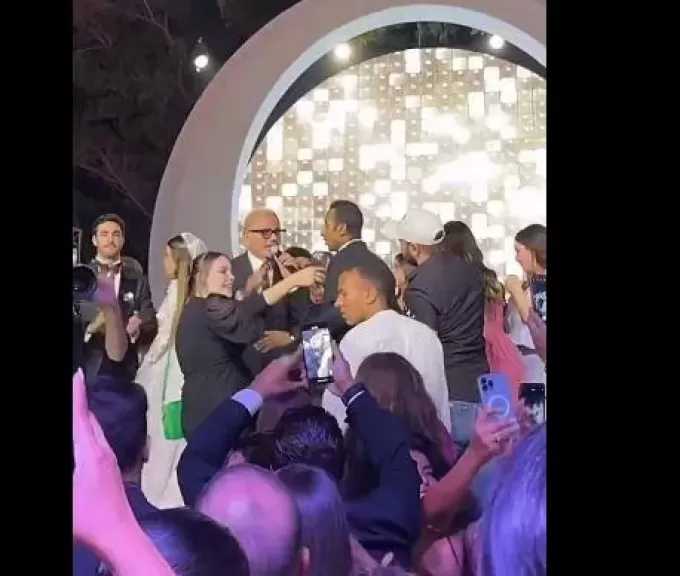 تأجيل دعوى تطالب عمرو دياب بدفع مليون دولار تعويضًا للشاب المصفوع لـ12 نوفمبر