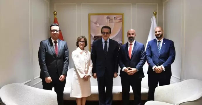 وزير الصحة يبحث مع «فيليبس» تعزيز التعاون وتوطين صناعة الأجهزة الطبية في مصر