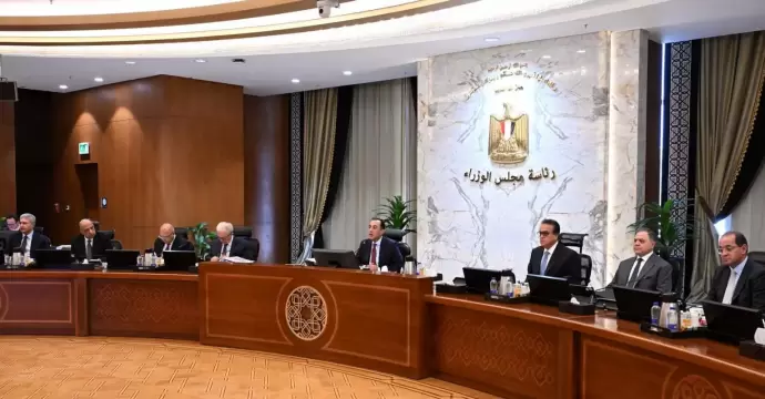 تفاصيل الاجتماعي الأسبوعي للحكومة.. 9 قرارات بينها وقف العمل عن بُعد
